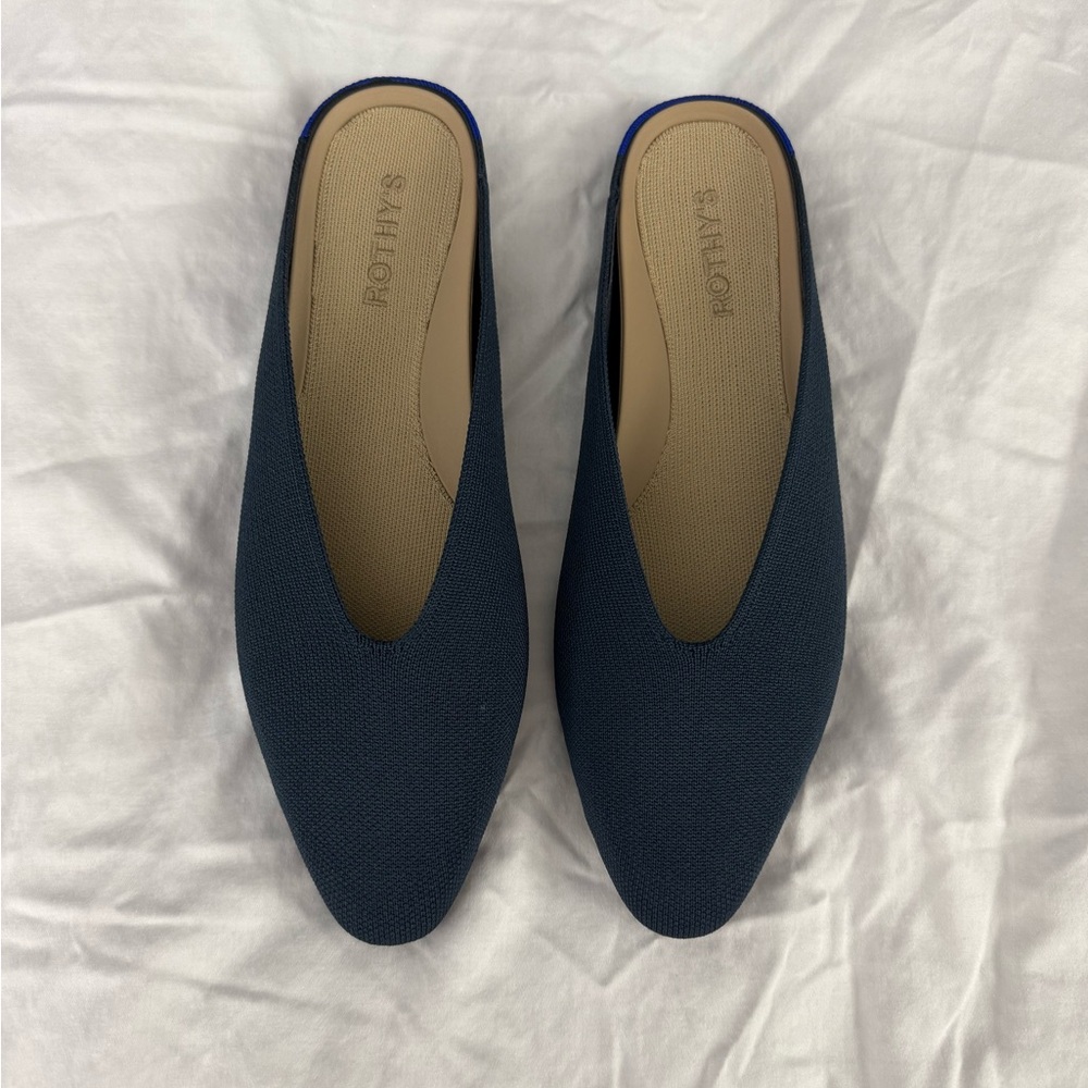 Rothy’s Almond Demi Mule • Navy • Size 10 • New in Box
